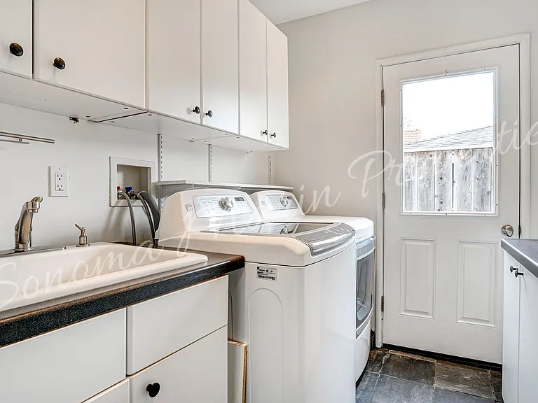 269 Karen Way — Photo 18