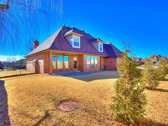 5th image of 13300 Upper Pond Ct