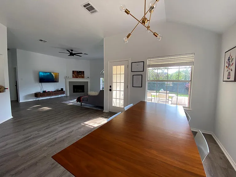 2623 Goldfinch Dr — Photo 12