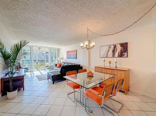 13 Royal Palm Way #101, Boca Raton, FL 33432