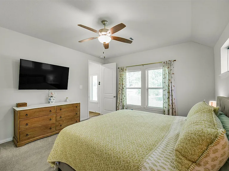 221 Woods Rose Ct — Photo 18