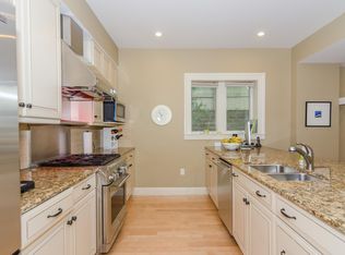 203 Freeman St, Brookline, MA 02446