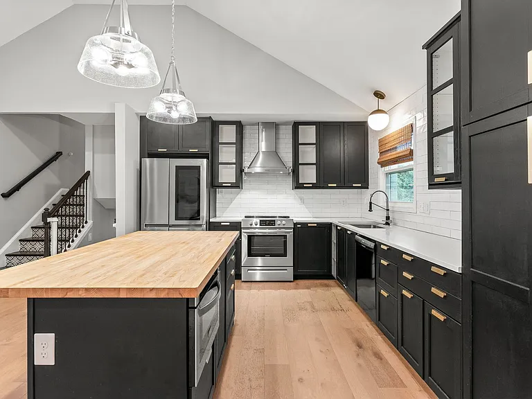 3800 Terrebonne Ct — Photo 21