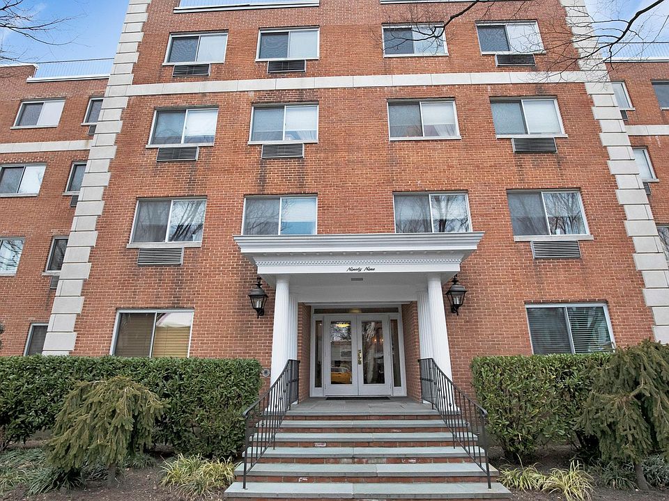 1st image of 107 7th St