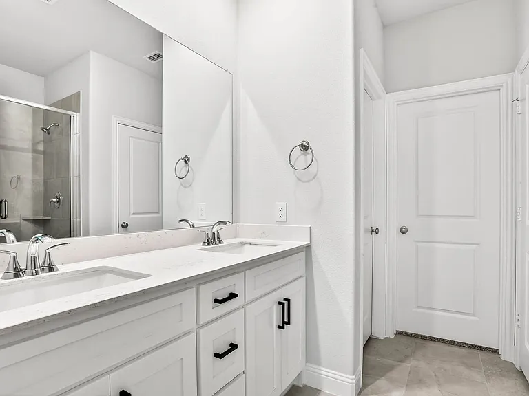 916 Lido Ln — Photo 11