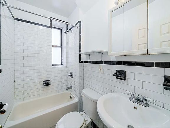 4th image of 201 E 30th St APT 47