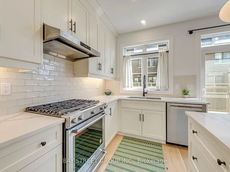 2119 Lillykin St #11 — Photo 24