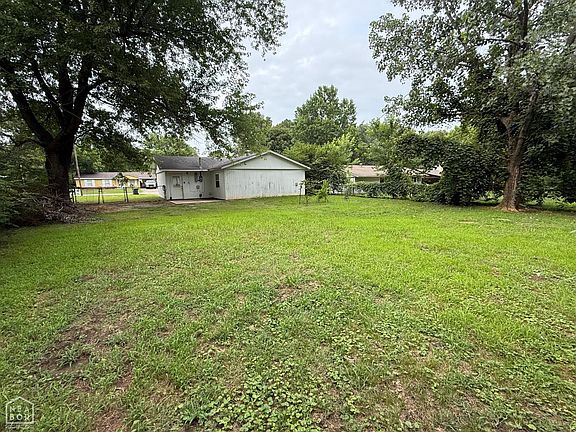 4th image of 1407 Dana Debbie St