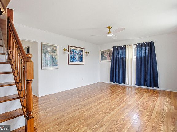 4th image of 3773 Bridgewater Rd