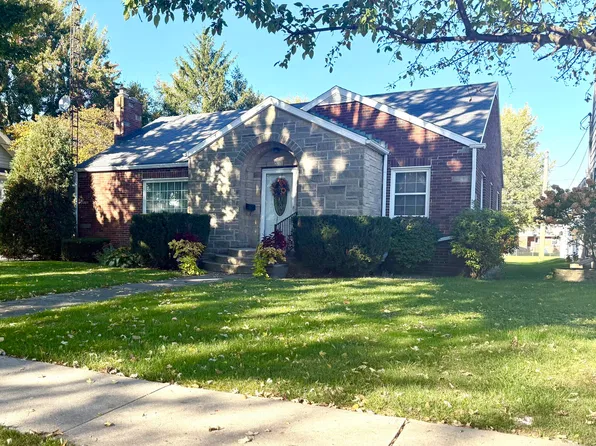 320 W Main St, Deshler, OH 43516