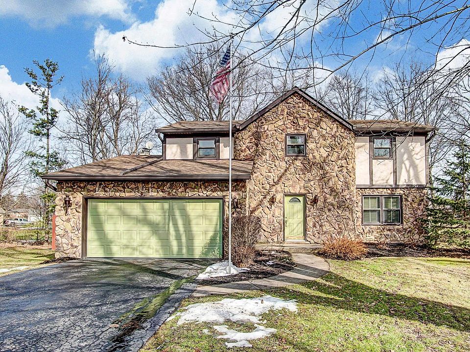 1st image of 11850 Shadybrook Ct NW