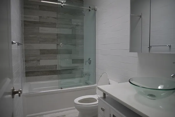 Rented by MNS | media 31