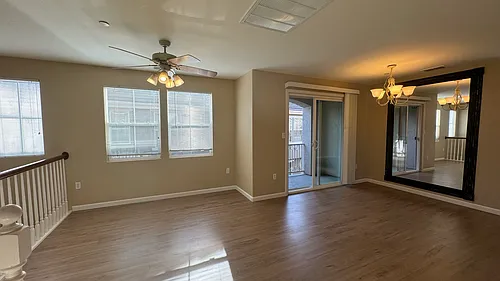 2102 Esplanade Cir Photo 1