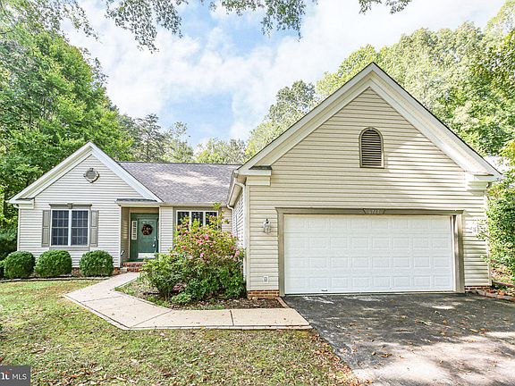 2nd image of 6713 Autumn Wood Dr