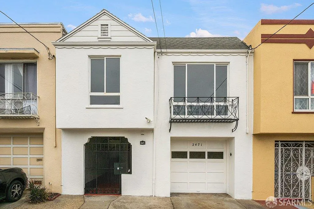 2471 40th Ave - Photo 1