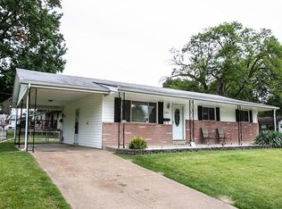 525 Jana Dr, Florissant, MO