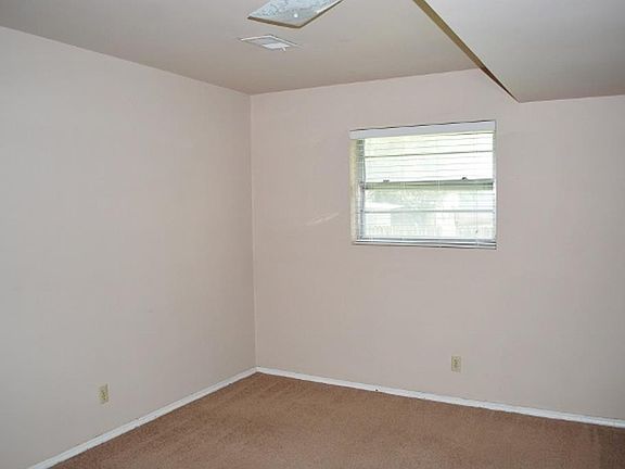 5th image of 423-25 W Linden Ave