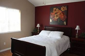 4th image of 109 McNear Cir