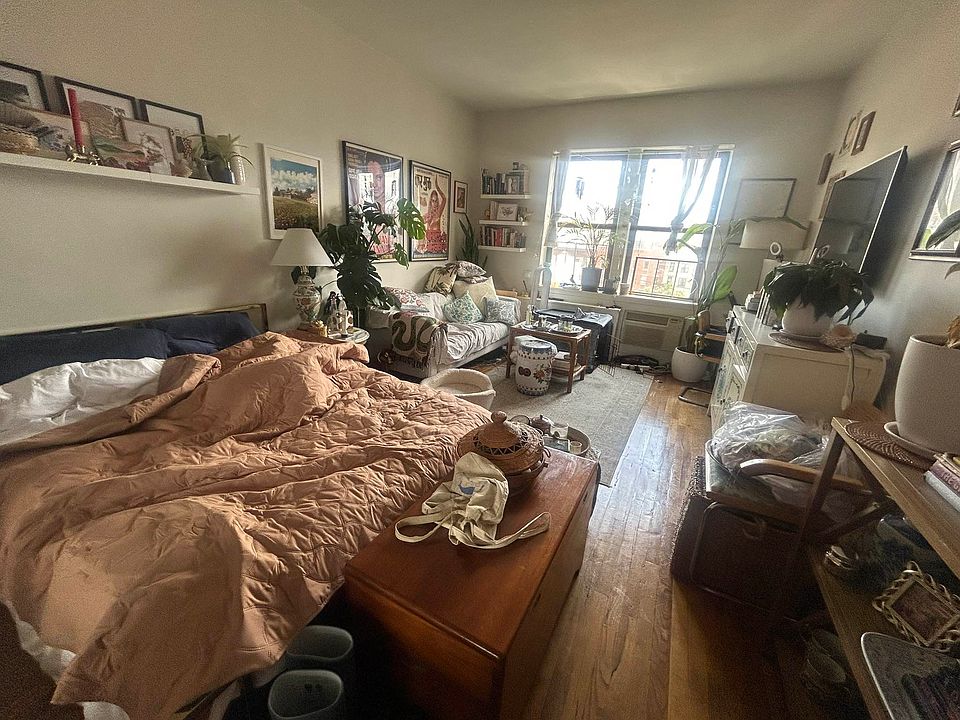 1st image of 100 Sullivan St APT 7B