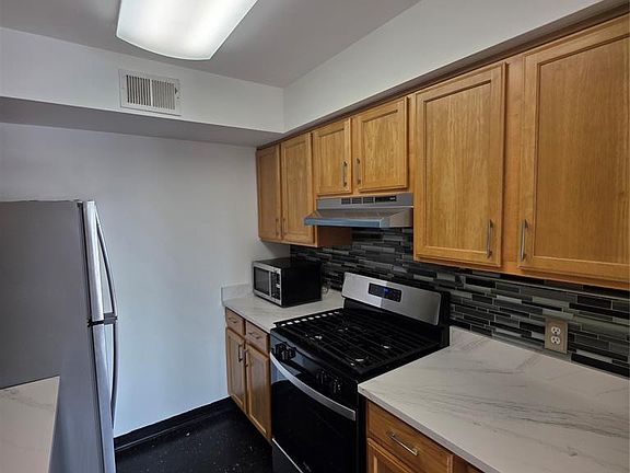5th image of 7430 John F Kennedy Blvd E #4A