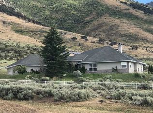 943 Sustacha Dr, Lamoille, NV 89828