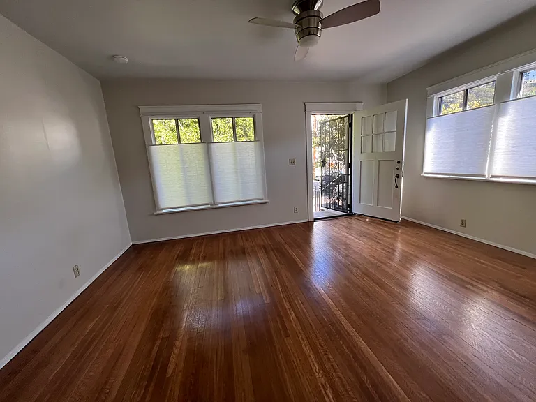 1608 Avalon St — Photo 18