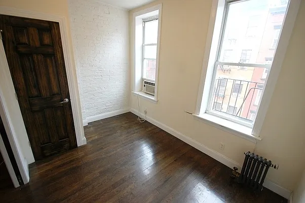 Rented by Bold New York | media 36