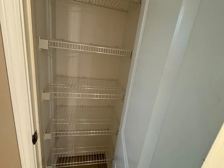 7822 Guthrie Ln — Photo 22