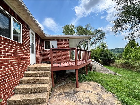 5th image of 312 S Parrott Dr