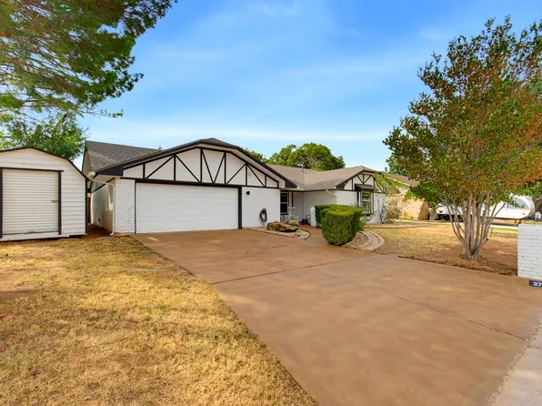 3709 Westchester Dr, Abilene, TX 79606