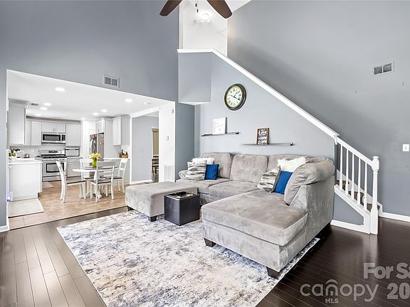 4th image of 10915 Northgate Trail Dr