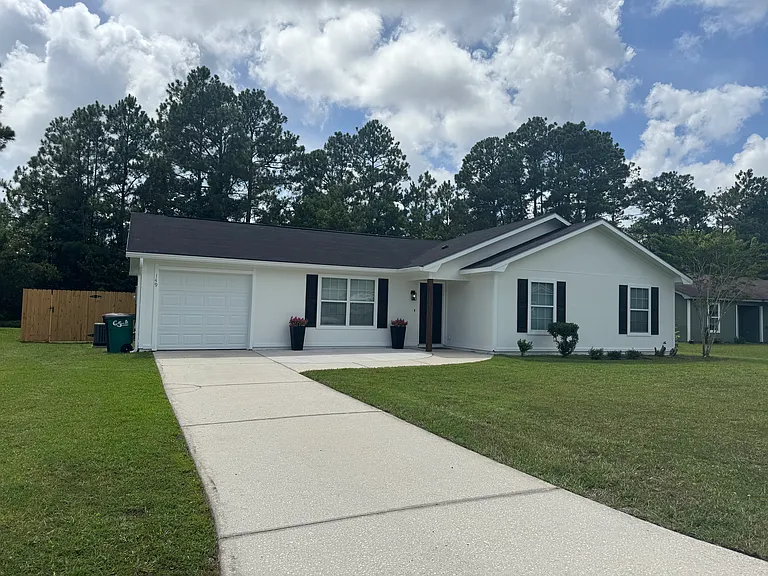 149 Aidan Ct — Photo 2
