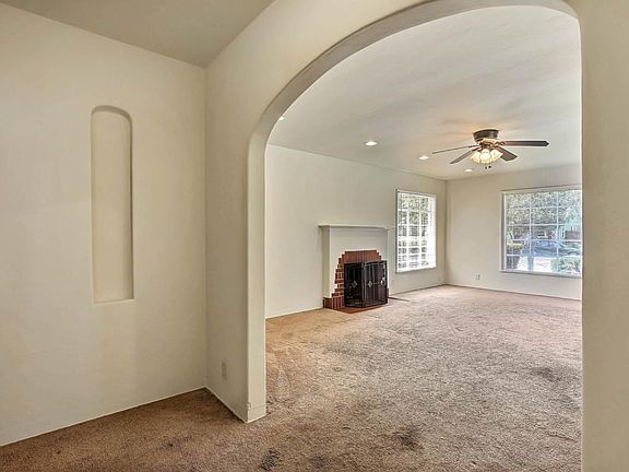 2nd image of 510 Margaret St