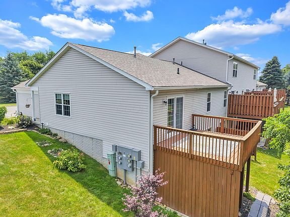 3rd image of 7956 Overmont Ridge Rd
