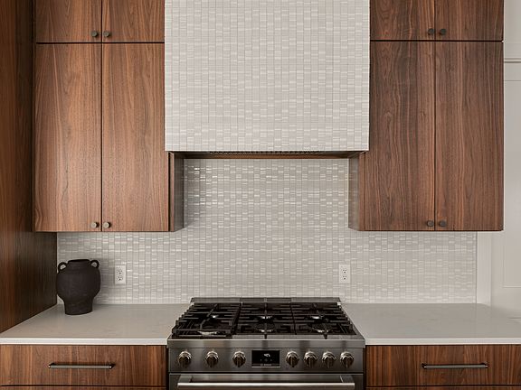 5th image of 4419 Diane Dr #1