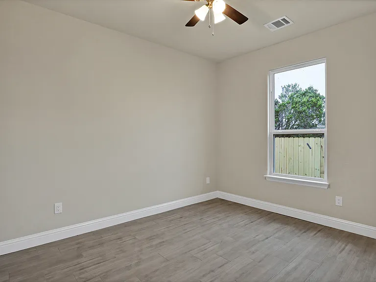 5618 Barkridge Dr — Photo 25