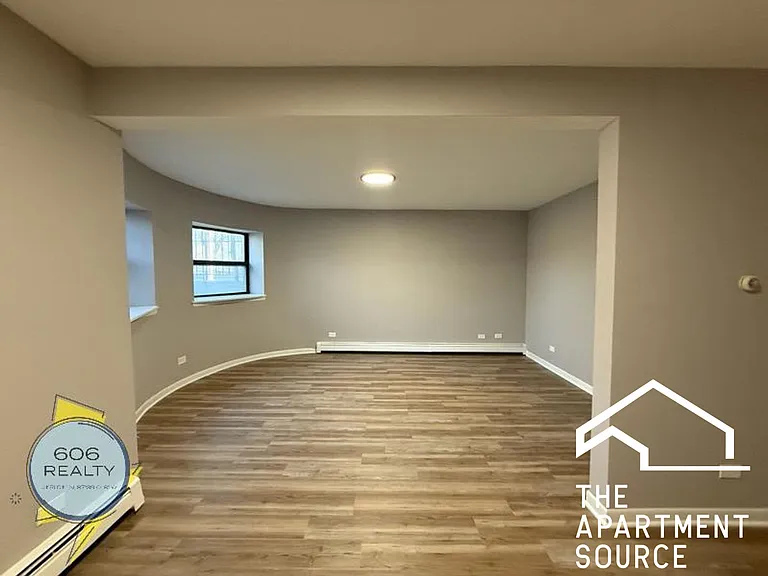 5858 S King Dr #G — Photo 12