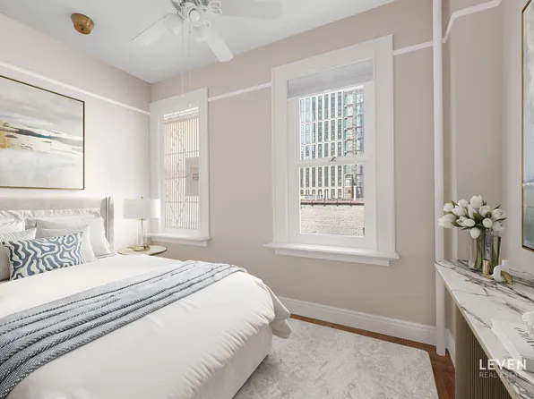 25 West 64th Street image 4 of 9