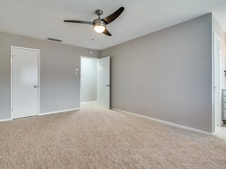 614 Debra Dr — Photo 9