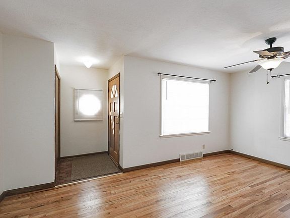 2nd image of 3140 S 42nd St