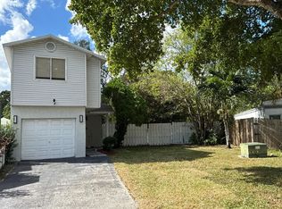 5516 NW 22nd St, Fort Lauderdale, FL 33313