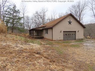 1935 W Union Rd, Clendenin, WV 25045