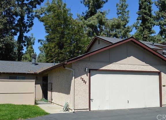 2nd image of 1257 N Tam O Shanter Dr