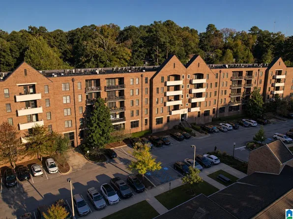 1040 Broadway Park Unit 413, Birmingham, AL 35209