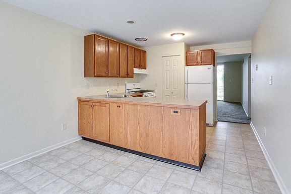 Eat-In Kitchen - Appliances Included