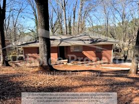 630 Lisa Ln, Birmingham, AL
