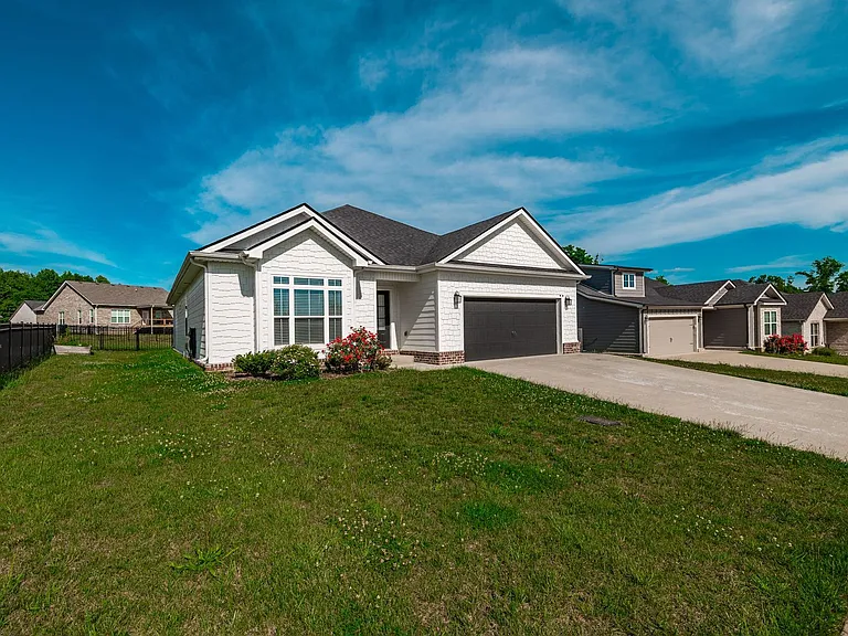 905 Frog Gip Pond Ct — Photo 2
