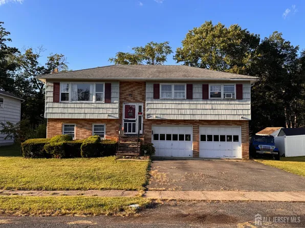 429 Lea Ave, Laurence Harbor, NJ 08879
