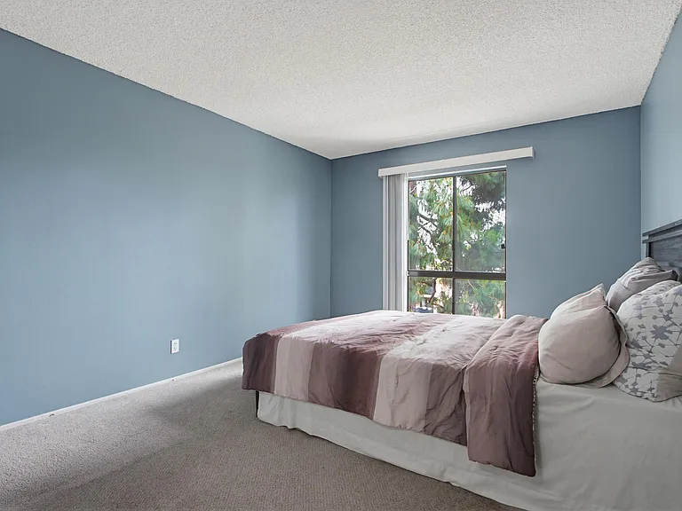 7858 Cowles Mountain Ct #D27 — Photo 15