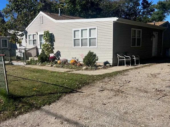 27 E New York Ave, Villas, NJ 08251